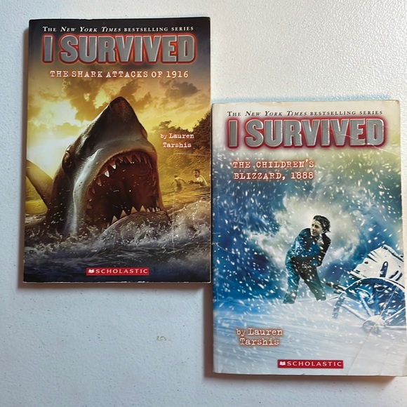 Books Other - 📚2/$6  2-Book Bundle I Survived Series #2, #16
